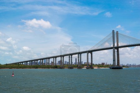 Téléchargez les photos : Pont Newton Navarro sur la rivière Potenji à Natal City, Brésil - en image libre de droit