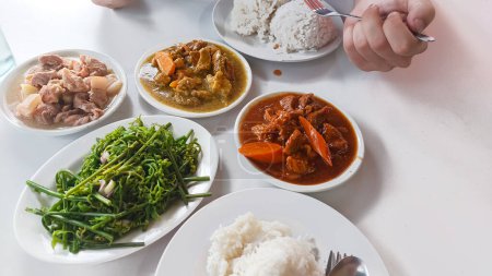 Photo for Asian food, chicken, rice with vegetables - Royalty Free Image