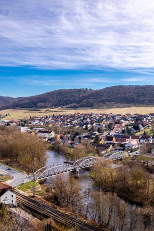 Randonnée printanière dans la belle vallée de Saale près de Dornburg-Camburg - Thuringe - Allemagne