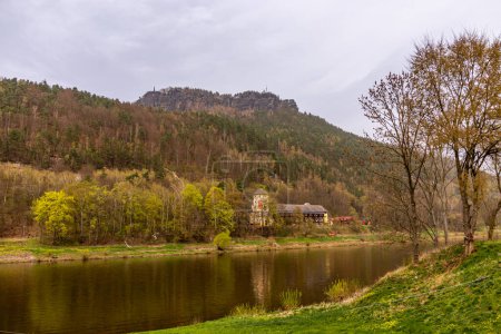 A wonderful cycle tour along the Elbe Cycle Route from st nad Labem to Dresden through Saxon and Bohemian Switzerland - Germany - Czech Republic 