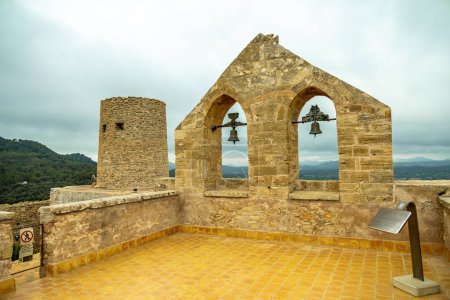 Landeinwärts auf der schönen und sonnigen Baleareninsel Mallorca zum Castell de Capdepera - Spanien