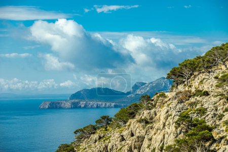 Auf dem Weg zum Höhepunkt auf der schönen Baleareninsel Mallorca - Cap de Formentor - Spanien