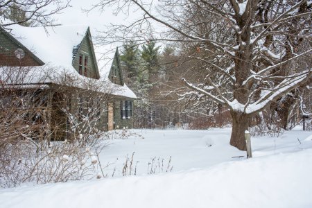 Foto de Antigua casa de campo de Nueva Inglaterra - Imagen libre de derechos