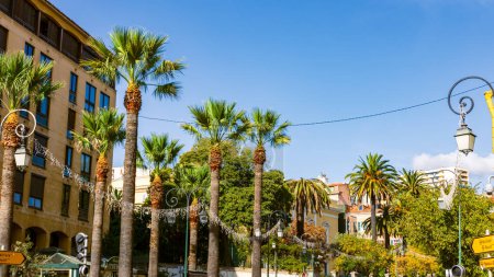 Téléchargez les photos : Place centrale Foca à Ajaccio, Corse île, France - en image libre de droit