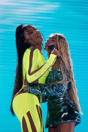 Photo for RIO DE JANEIRO, BRAZIL - 11TH SEPTEMBER, 2022: Performance of Ludmilla on the Sunset Stage during the seventh day of the Rock In Rio 2022 Festival, held in Cidade do Rock, west zone of Rio de Janeiro - Royalty Free Image