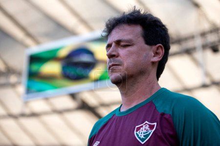 Téléchargez les photos : RIO DE JANEIRO, BRESIL - 22ème AVRIL 2023 : Match entre Fluminense et Athletico-PR pour le Championnat du Brésil. - en image libre de droit