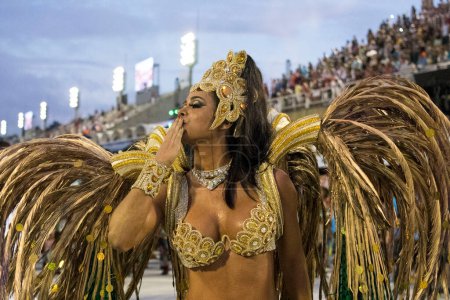 Téléchargez les photos : Rio de Janeiro, RJ, Brésil - 03 mars 2019 : Carnaval de Rio 2019. Parade du Groupe Spécial du Carnaval à Rio de Janeiro. - en image libre de droit