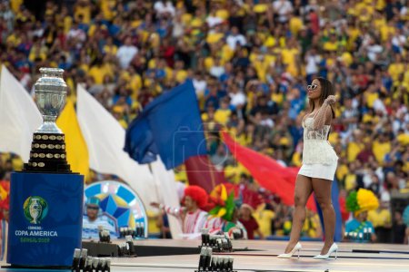 Photo for Rio de Janeiro, Brazil - 07 July, 2019: Anitta and Pedro Cap at the show before the match between Brazil x Peru for the 2019 Copa America final, at the Maracana stadium, Zona north of Rio de Janeiro - Royalty Free Image
