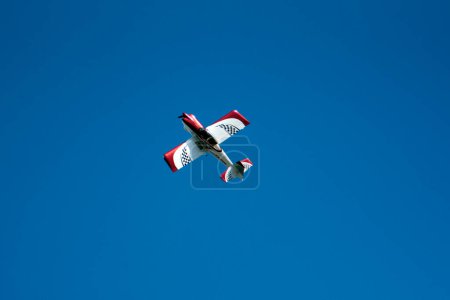 Téléchargez les photos : Rio de Janeiro, RJ, Brésil, 31 décembre 2020 : Présentation de l'escadron du ciel sur la plage d'ipanema à rio de janeiro. - en image libre de droit