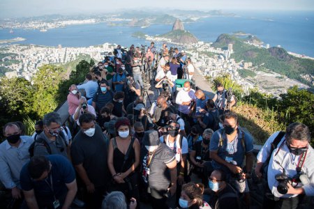 Téléchargez les photos : Rio de Janeiro, Brésil - 18 janvier 2021 : Première application du vaccin CoronaVac dans la ville de Rio de Janeiro tenue à Cristo Redentor - en image libre de droit