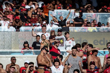 Téléchargez les photos : Rio de Janeiro (RJ), 30.04.2023 - Flamengo x Botafogo - Match entre Flamengo x Botafogo à Maracana pour le championnat brésilien. - en image libre de droit