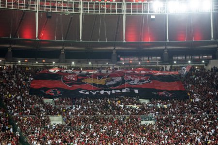 Foto de BRASIL, RIO DE JANEIRO - 1 DE JULIO DE 2023: Partido entre Flamengo x Fortaleza por el Campeonato de Brasil en el estadio Maracana - Imagen libre de derechos