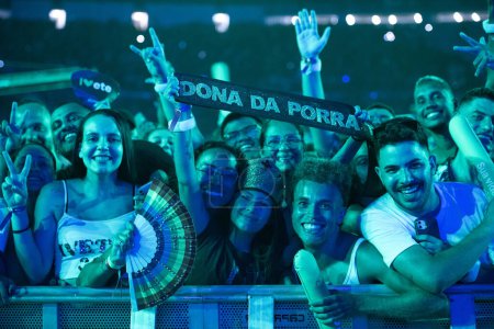 Téléchargez les photos : Rio de Janeiro (RJ), 20.12.2023 - La chanteuse brésilienne Ivete Sangalo célèbre ses 30 ans de carrière musicale avec un concert au Maracana Stadium - en image libre de droit