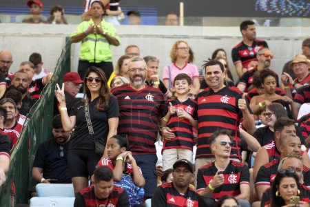 Téléchargez les photos : Rio de Janeiro, Rio de Janeiro, Brésil - 28 avril 2024. Flamengo x Botafogo au stade Maracana pour le Championnat du Brésil. - en image libre de droit