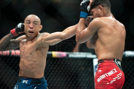 Foto de Rio de Janeiro (RJ), 04 / 05 / 2024 - UFC 301 - PANTOJA VS ERCEG - Lucha entre Martínez x Jose Aldo en Farmasi Arena. - Imagen libre de derechos