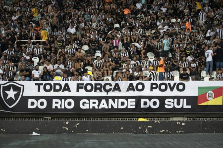 Photo for Rio de Janeiro, Rio de Janeiro, Brazil - May 08, 2024. Botafogo x LDU (EQU), Libertadores at the Nilton Santos stadium. - Royalty Free Image