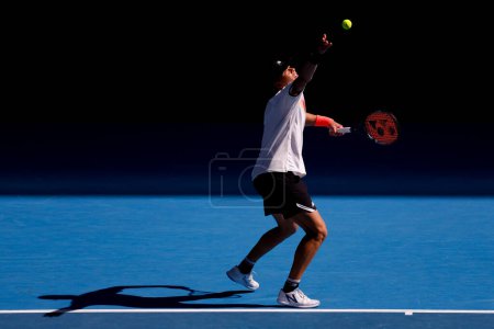 Photo for MELBOURNE, AUSTRALIA - JANUARY 23: Ben Shelton of USA plays J.J. Wolf of USA in the 4th round on day 8 of the 2023 Australian Open at Melbourne Park on January 23, 2023 in Melbourne, Australia. - Royalty Free Image