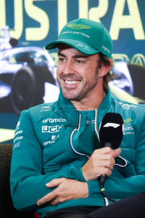 Téléchargez les photos : MELBOURNE, AUTRICHE - 30 MARS : Fernando Alonso d'Espagne lors d'une conférence de presse au Grand Prix d'Australie de Formule 1 2023 le 30 mars 2023 - en image libre de droit