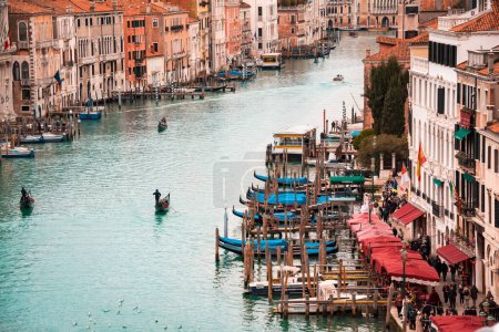 Foto de Gran Canal con góndolas en Venecia, Italia - Imagen libre de derechos