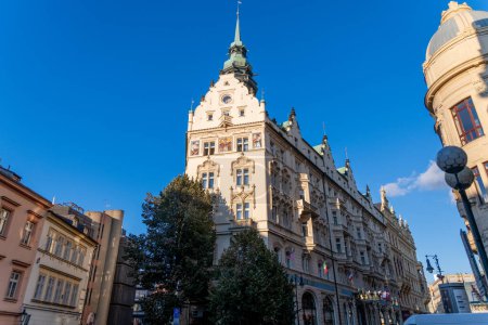 Téléchargez les photos : Prague, capitale de Prague - République tchèque - 22-09-2022 : Iconic Hotel Paris in Prague, showing Neo-Gothic and Art Nouveau styles - en image libre de droit