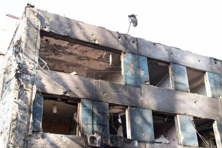 Foto de Un hospital de maternidad destruido por un misil ruso en la ciudad de Dnepr en Ucrania 29 / 12 / 2023 durante un ataque masivo con misiles, guerra en Ucrania - Imagen libre de derechos