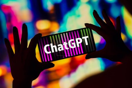 Foto de January 30, 2023, Brazil. In this photo illustration, the ChatGPT (OpenAI) logo is displayed on a smartphone screen - Imagen libre de derechos