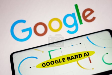 Foto de February 9, 2023, Brazil. In this photo illustration, the Google Bard AI logo is displayed on a smartphone screen - Imagen libre de derechos