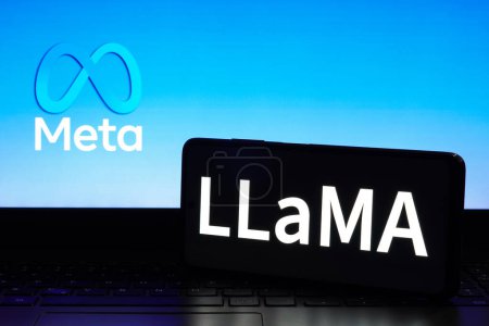 Foto de March 2, 2023, Brazil. In this photo illustration, the LLaMA (Large Language Model Meta AI) logo seen displayed on a smartphone and in the background, the Meta Platforms logo - Imagen libre de derechos