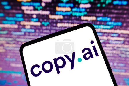 Foto de 19 de abril de 2023, Brasil. En esta ilustración fotográfica, el logotipo Copiar AI se muestra en la pantalla de un teléfono inteligente - Imagen libre de derechos