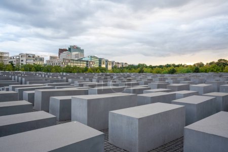 Téléchargez les photos : Berlin, Allemagne - 11 sept. 2019 : Mémorial aux Juifs assassinés d'Europe - Berlin, Allemagne - en image libre de droit