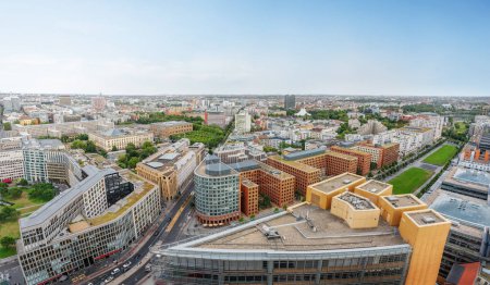 Foto de Vista aérea panorámica de Kreuzberg y edificios alrededor de Potsdamer Platz - Berlín, Alemania - Imagen libre de derechos