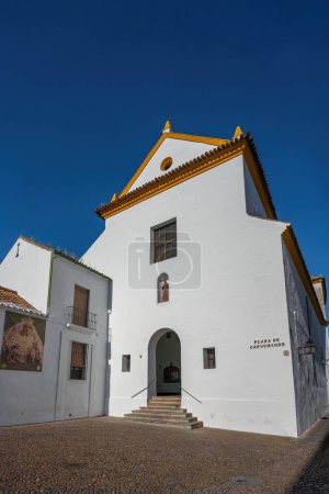 Téléchargez les photos : Cordoue, Espagne - 11 juin 2019 : Église du couvent El Santo Angel (Iglesia Conventual del Santo Angel) sur la place de Capuchinos - Cordoue, Andalousie, Espagne - en image libre de droit