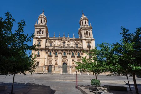 Téléchargez les photos : Cathédrale de Jaen - Jaen, Espagne - en image libre de droit