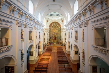 Foto de Toledo, España - 27 de marzo de 2019: Iglesia Jesuita (Iglesia de San Ildefonso) Interior - Toledo, España - Imagen libre de derechos