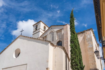 Téléchargez les photos : Eglise de la Encarnacion - Setenil de las Bodegas, Andalousie, Espagne - en image libre de droit