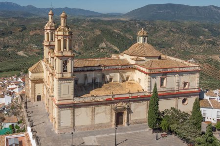 Téléchargez les photos : Eglise de Nuestra Senora de la Encarnacion - Olvera, Andalousie, Espagne - en image libre de droit
