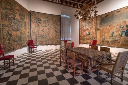 Foto de Elsinore, Dinamarca - 27 de junio de 2019: Habitación con tapices en el castillo de Kronborg - Helsingor, Dinamarca - Imagen libre de derechos