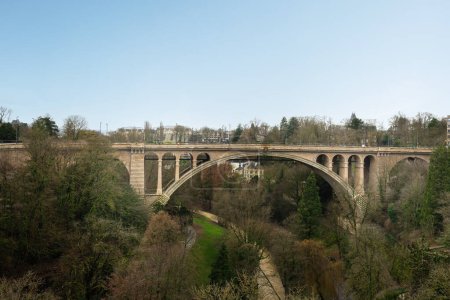 Téléchargez les photos : Pont Adolphe - Luxembourg, Luxembourg - en image libre de droit