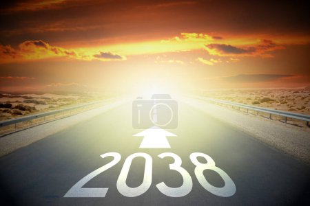 Téléchargez les photos : 2038 - empty road on a desert and sunset sky - en image libre de droit