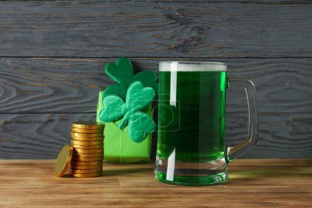 Téléchargez les photos : Concept of St. Patrick's Day, accessories for St. Patrick's Day - en image libre de droit