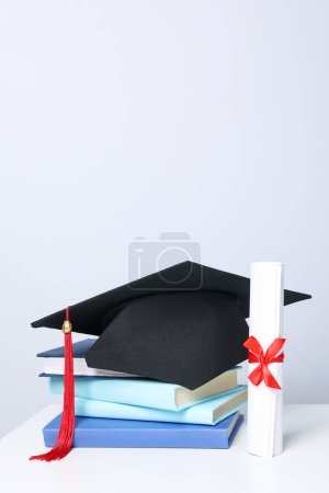 Graduación en la escuela secundaria y el concepto universitario