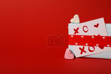 Téléchargez les photos : Guimauve en forme de cœur, dans un coffret cadeau. - en image libre de droit