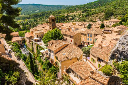 Téléchargez les photos : Moustiers Sainte Marie, Provence, Provence Alpes Cote d'Azur, France - en image libre de droit