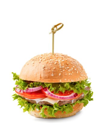 Foto de Hamburguesa fresca con empanada de ternera aislada sobre fondo blanco. Comida rápida, hamburguesa - Imagen libre de derechos