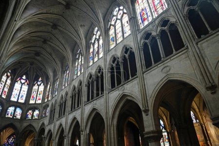 Foto de Arcades de la Iglesia de Saint-Severin - París, Francia - Imagen libre de derechos