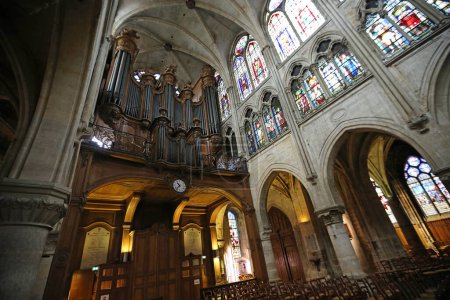 Foto de El Gran Órgano - Iglesia de Saint-Severin - París, Francia - Imagen libre de derechos