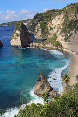 Landscape with Diamond Beach vertical - Nusa Penida, Indonesia