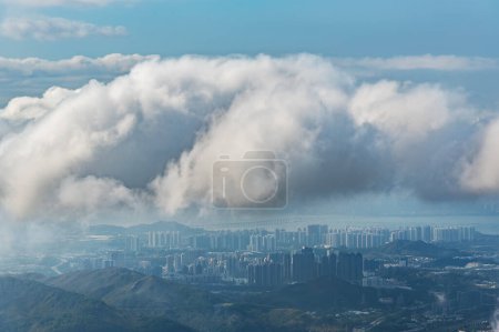 Téléchargez les photos : Aerial view of Yuen Long district in Hong Kong city - en image libre de droit