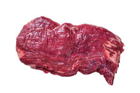 Téléchargez les photos : Bavette de flanc biologique cru ou steak de bœuf à rabat. Isolé sur fond blanc - en image libre de droit