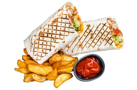 Téléchargez les photos : Kebab au blé dur ou shawarma avec viande, salade de légumes et frites. Isolé, fond blanc - en image libre de droit